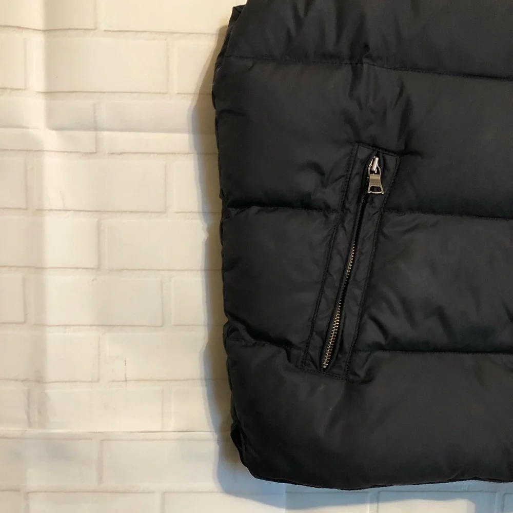 Banana Republic Men's Quilted Black Down Puffer Zip Front/Button Vest Jacket M - Picture 7 of 14